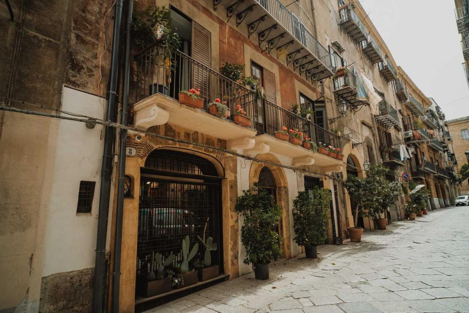 Hotel Ambrosia-Timeless Hosting Palermo Exteriér fotografie