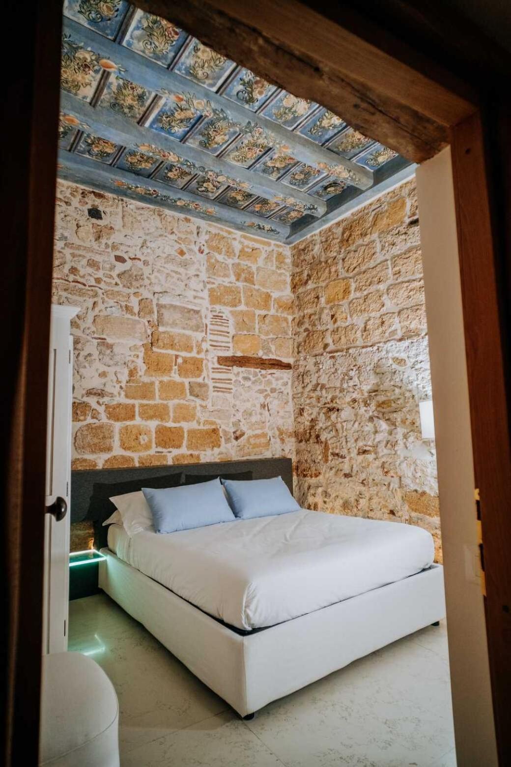 Hotel Ambrosia-Timeless Hosting Palermo Exteriér fotografie