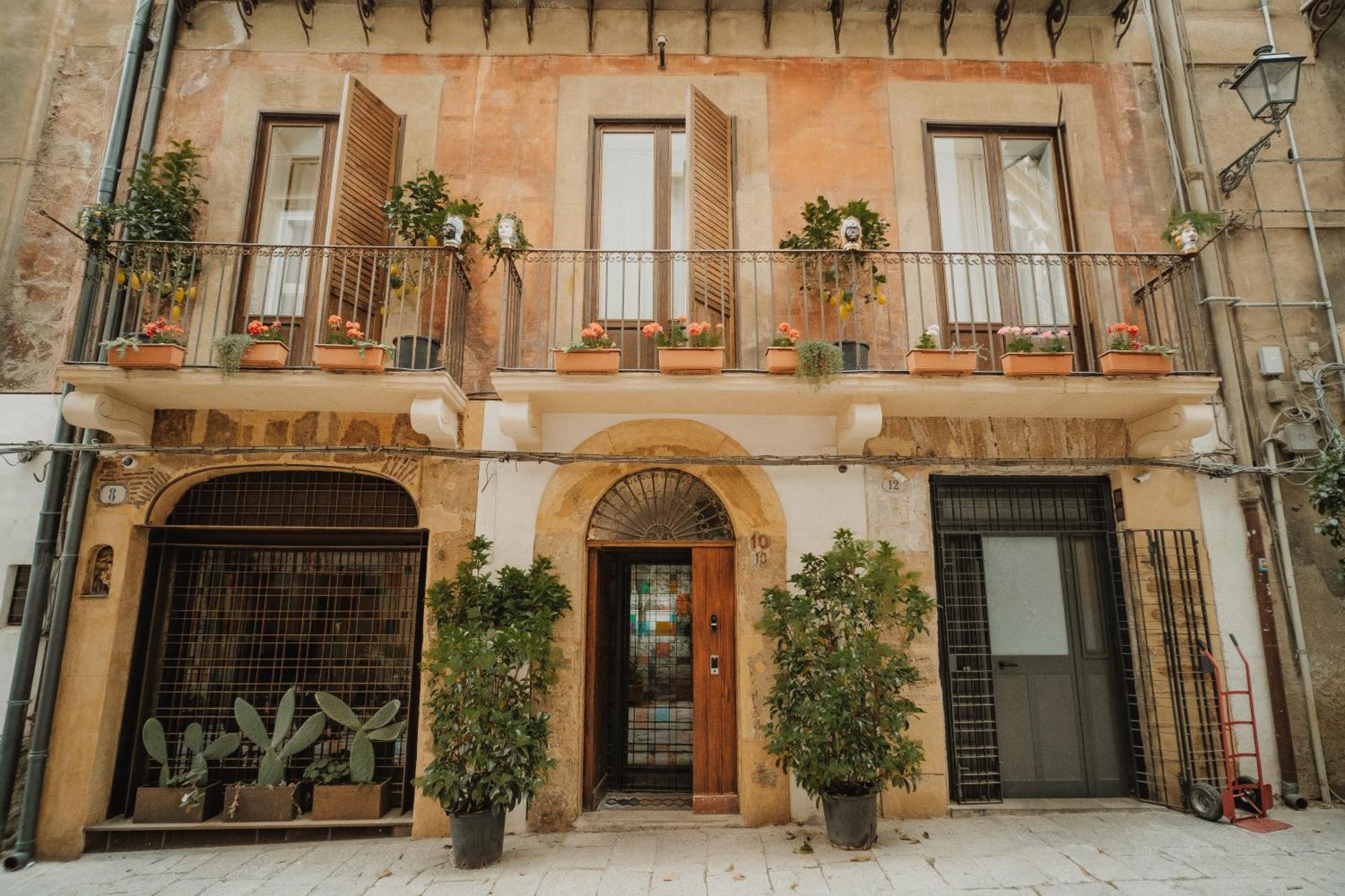 Hotel Ambrosia-Timeless Hosting Palermo Exteriér fotografie